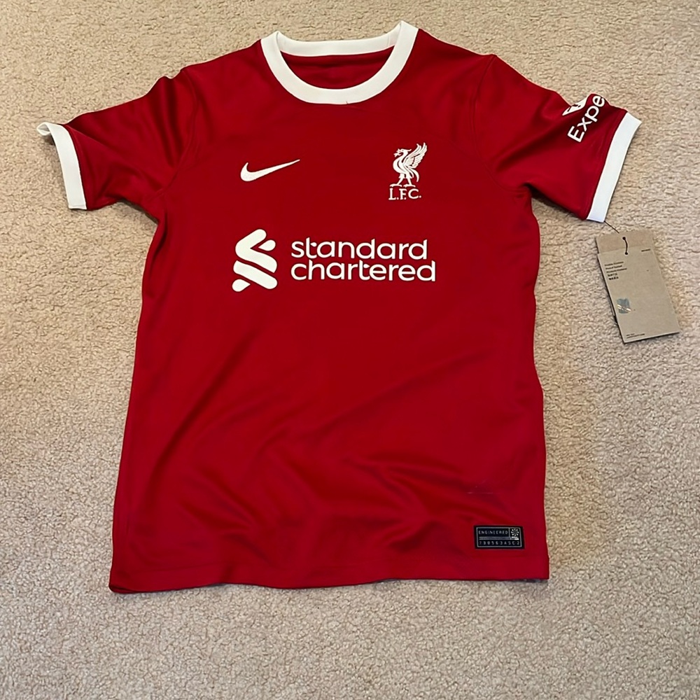 Authentic Liverpool #8 Dominik Szoboszlai home shirt from the 23/24 season